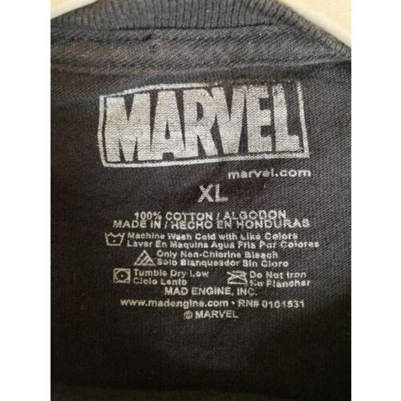 Marvel Men's Group Shot Black Graphic Adult T-Shirt XL Mad Engine Inc Superhero - Picture 3 of 6